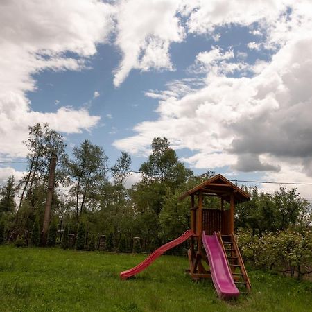 Dupa Apa La Razvan Sighetu Marmaţiei Extérieur photo