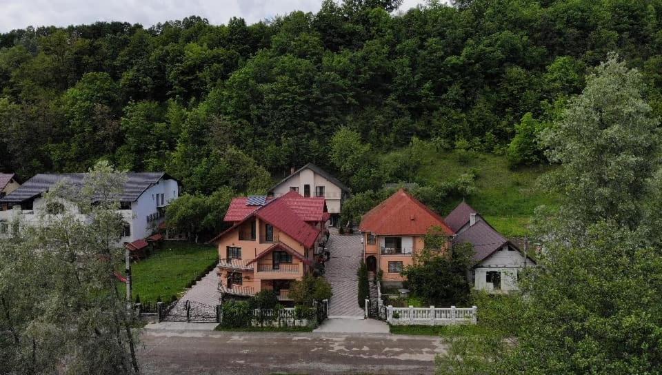 Dupa Apa La Razvan Sighetu Marmaţiei Extérieur photo