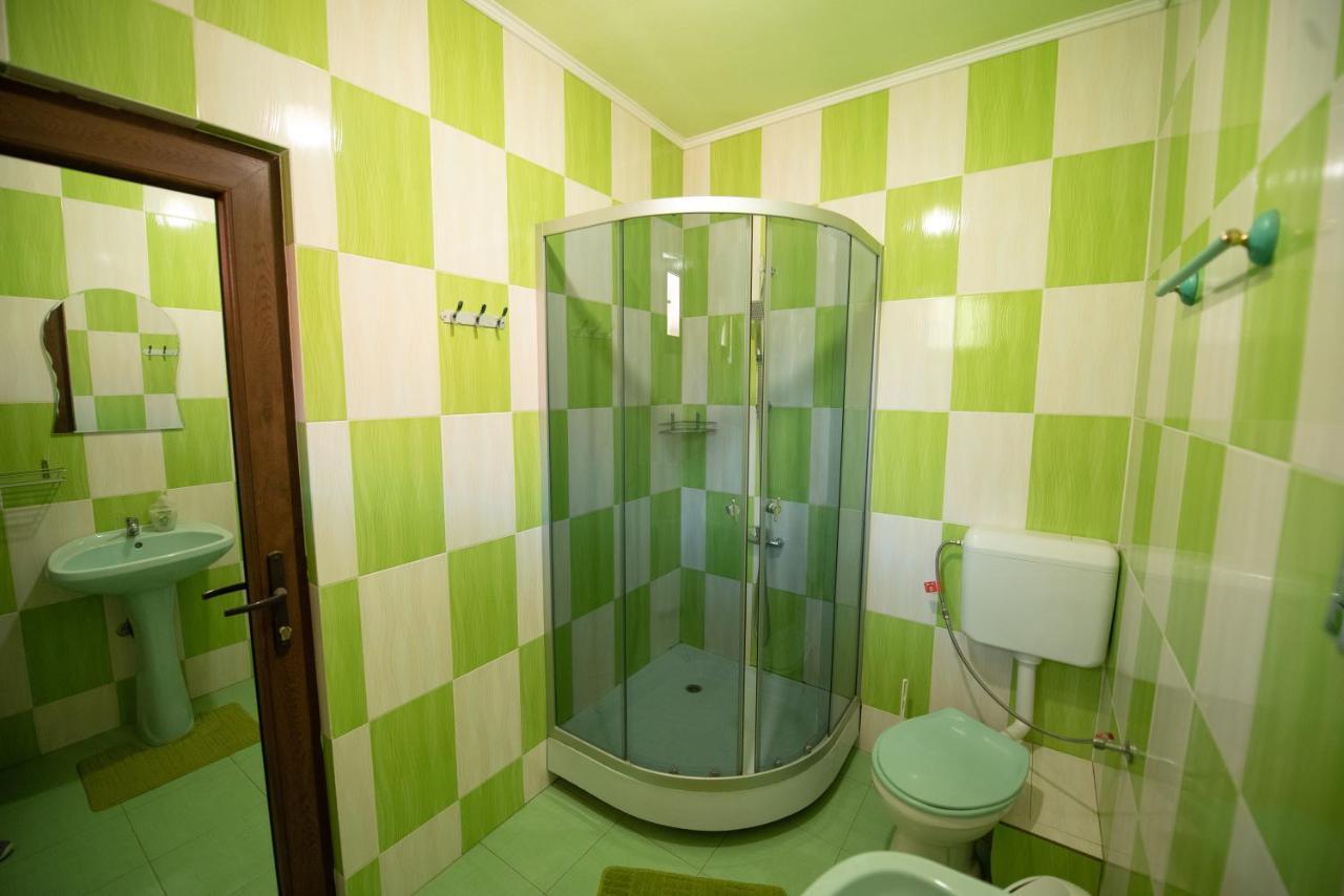 Dupa Apa La Razvan Sighetu Marmaţiei Extérieur photo